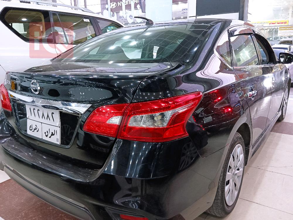 نیسان سێنترا